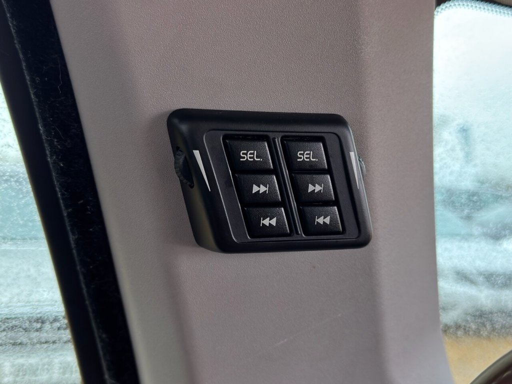 Used Volvo XC90 2011 for sale - 77457559: Photo 48