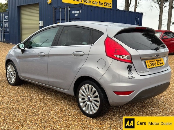 Used Ford Fiesta 2010 for sale - 76048496: Photo 4