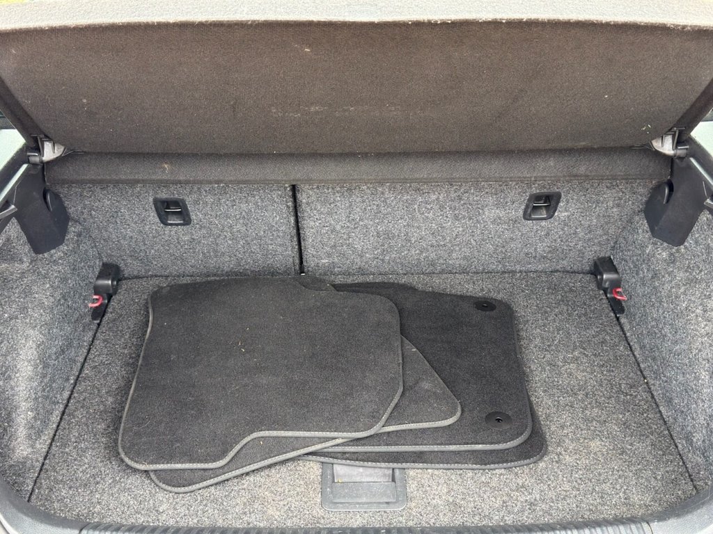 Used Volkswagen Polo 2016 for sale - 77571842: Photo 9