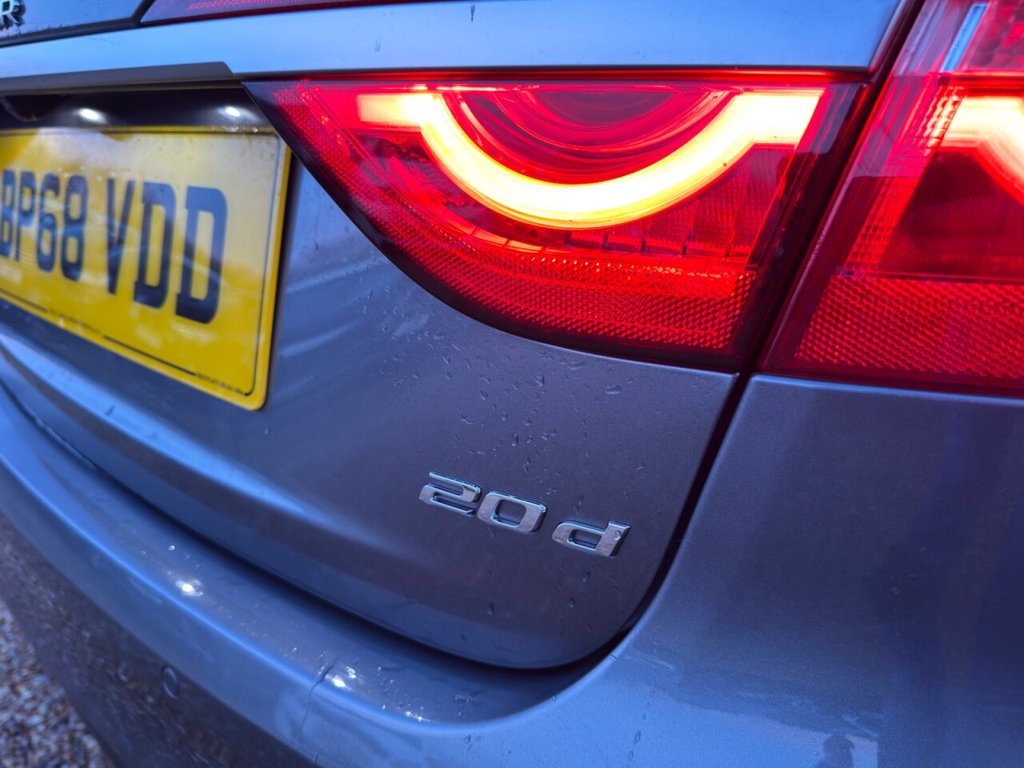 Used Jaguar XF 2019 for sale - 77356554: Photo 14