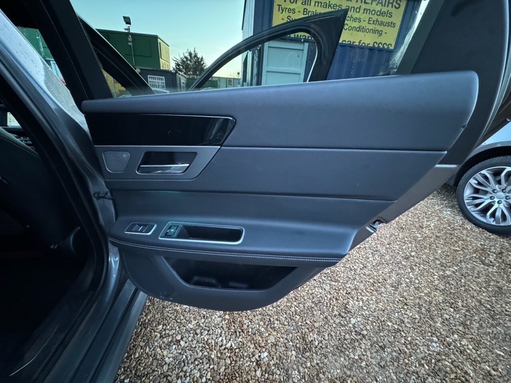Used Jaguar XF 2019 for sale - 77356554: Photo 42