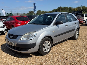Kia - Rio