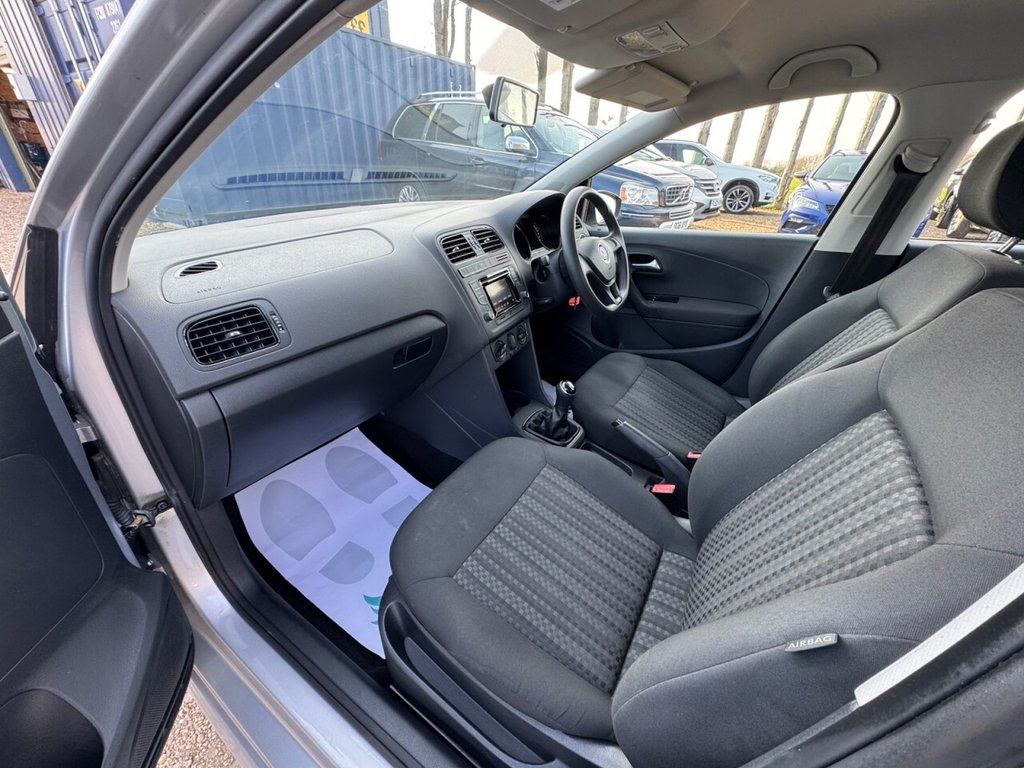 Used Volkswagen Polo 2014 for sale - 77952969: Photo 31