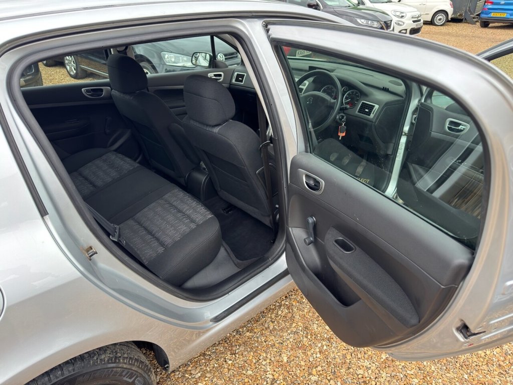 Used Peugeot 307 2002 for sale - 77642649: Photo 13