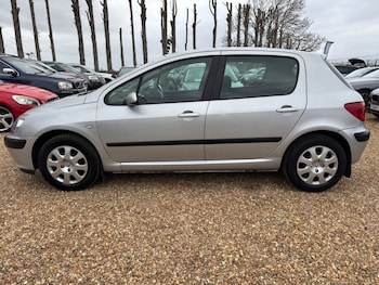 Used Peugeot 307 2002 for sale - 77642649: Photo