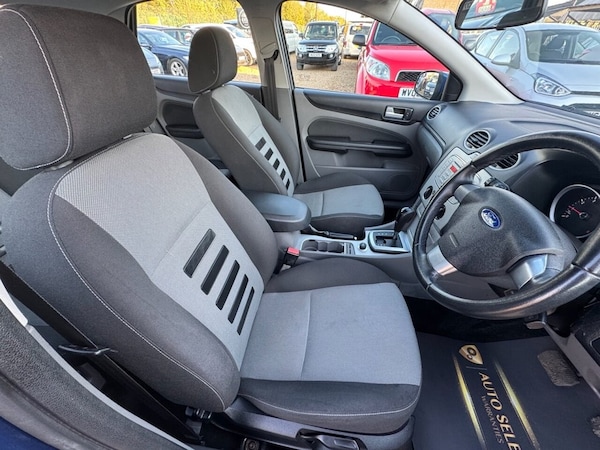 Used Ford Focus 2009 for sale - 76119063: Photo 20