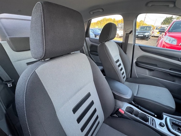 Used Ford Focus 2009 for sale - 76119063: Photo 27