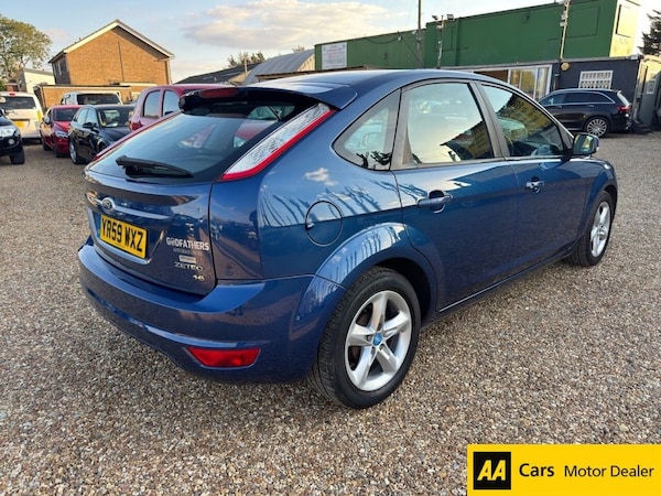 Used Ford Focus 2009 for sale - 76119063: Photo 4