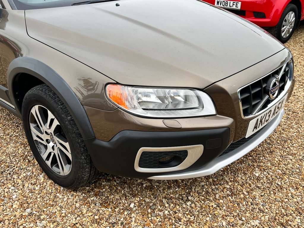 Used Volvo XC70 2013 for sale - 76173206: Photo 16