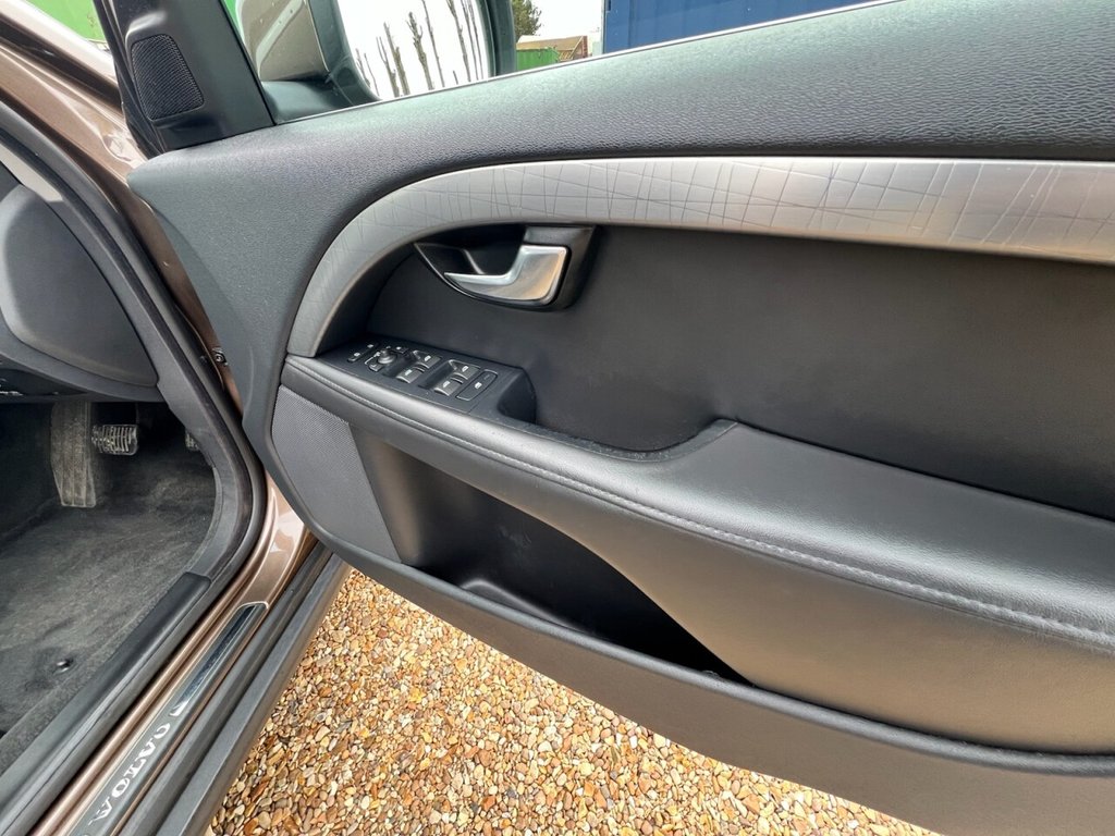 Used Volvo XC70 2013 for sale - 76173206: Photo 18