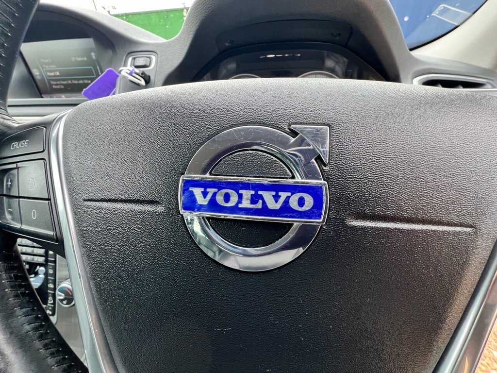 Used Volvo XC70 2013 for sale - 76173206: Photo 26