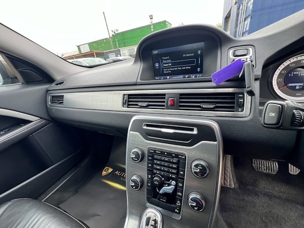 Used Volvo XC70 2013 for sale - 76173206: Photo 34