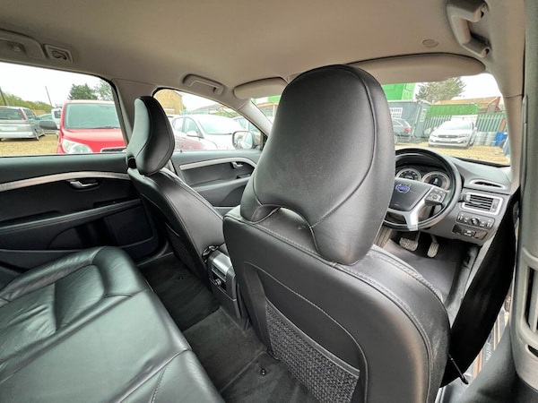 Used Volvo XC70 2013 for sale - 76173206: Photo 43