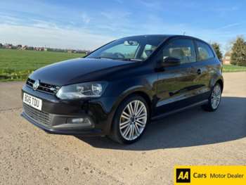 Used Volkswagen Polo 2015 for sale - 74170154: Photo