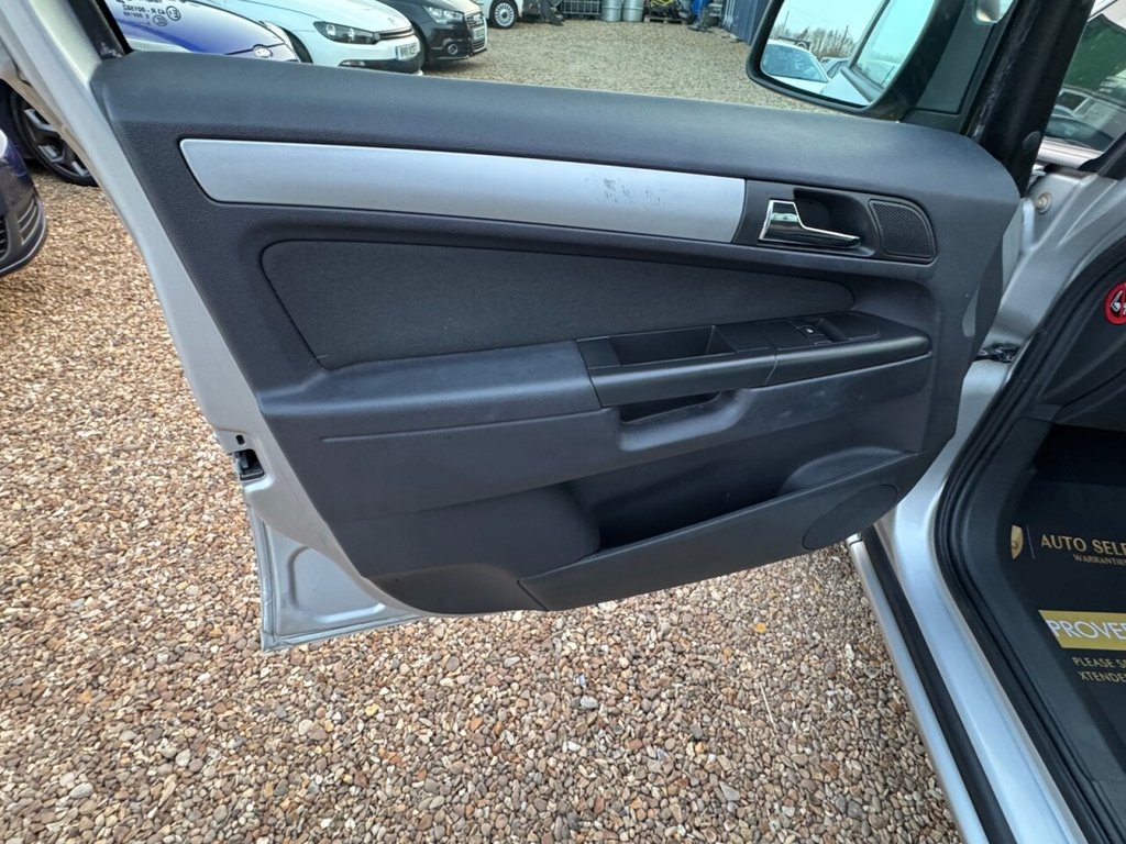 Used Vauxhall Zafira 2012 for sale - 77765349: Photo 32