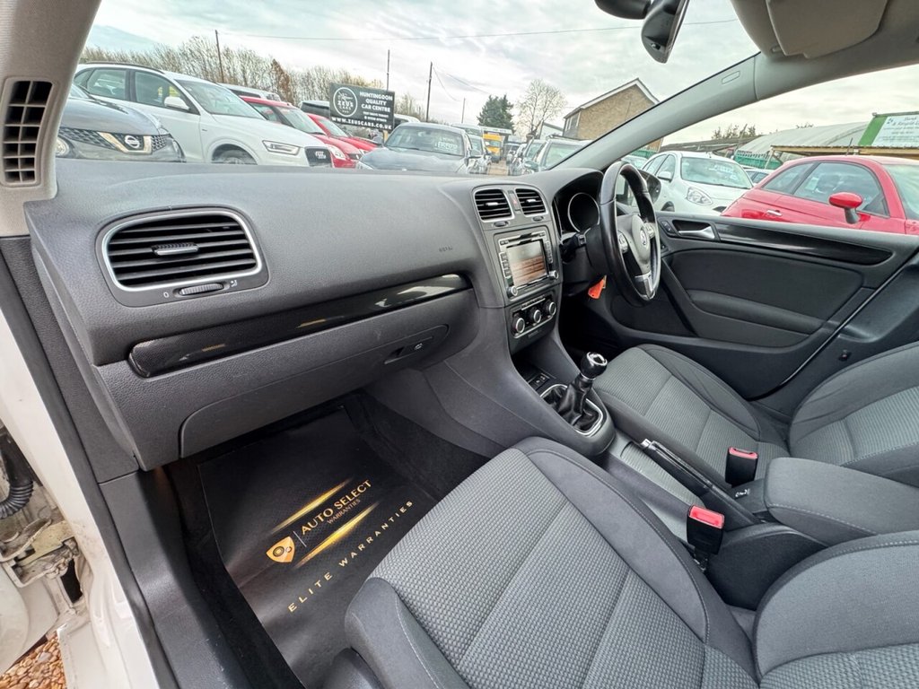 Used Volkswagen Golf 2011 for sale - 76841237: Photo 31