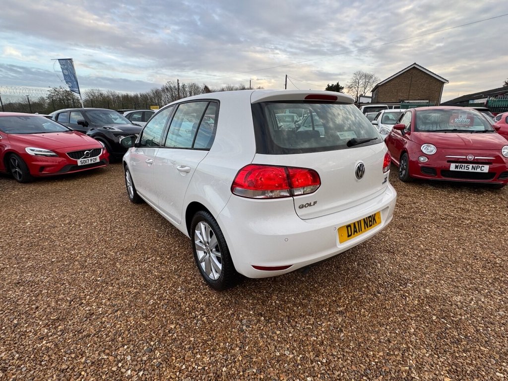 Used Volkswagen Golf 2011 for sale - 76841237: Photo 8