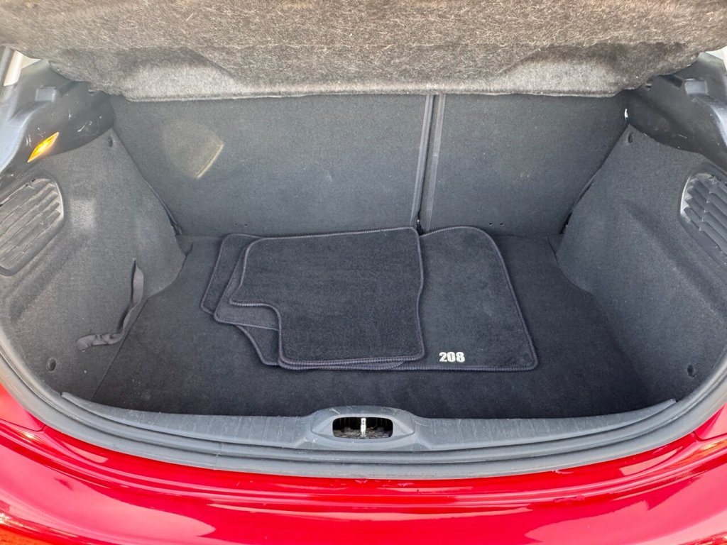 Used Peugeot 208 2013 for sale - 77200354: Photo 13