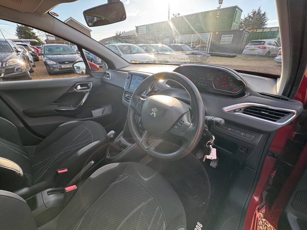 Used Peugeot 208 2013 for sale - 77200354: Photo 16