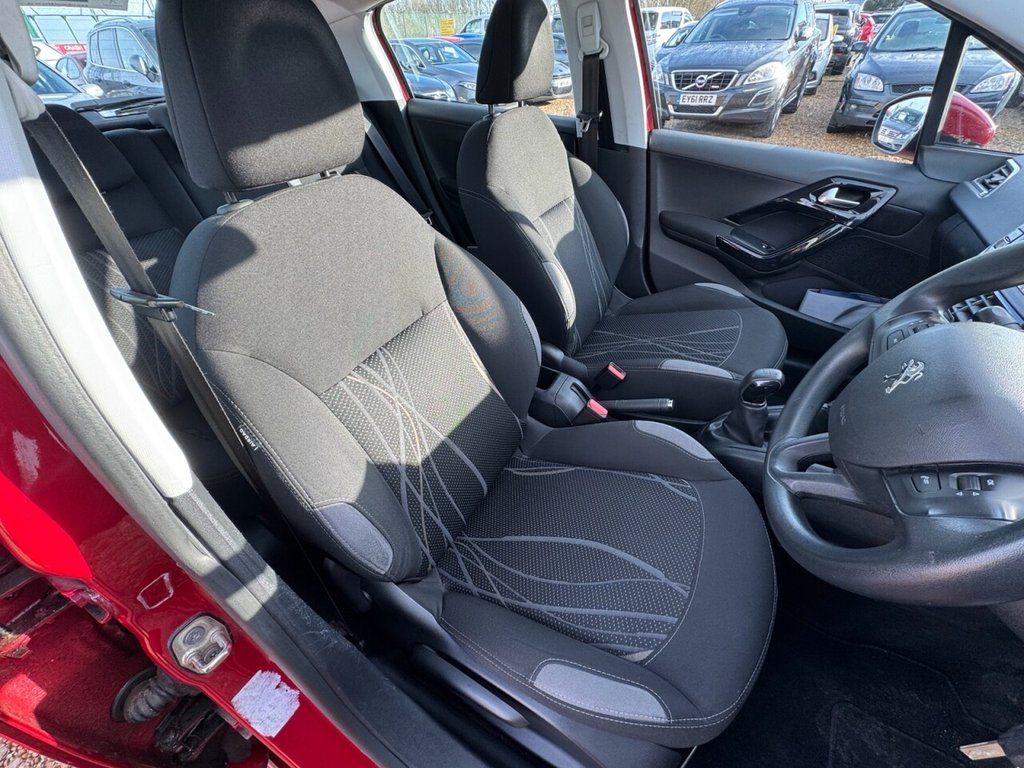 Used Peugeot 208 2013 for sale - 77200354: Photo 22