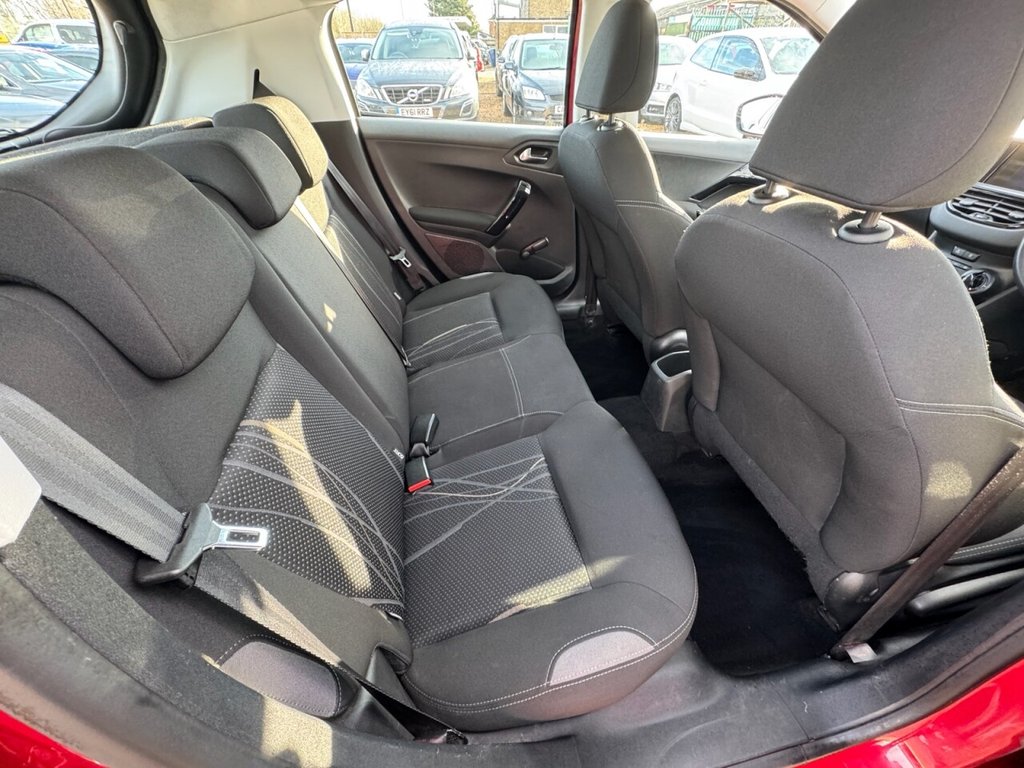 Used Peugeot 208 2013 for sale - 77200354: Photo 24