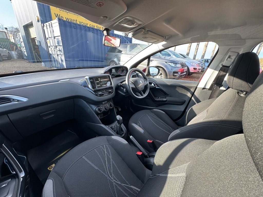 Used Peugeot 208 2013 for sale - 77200354: Photo 28