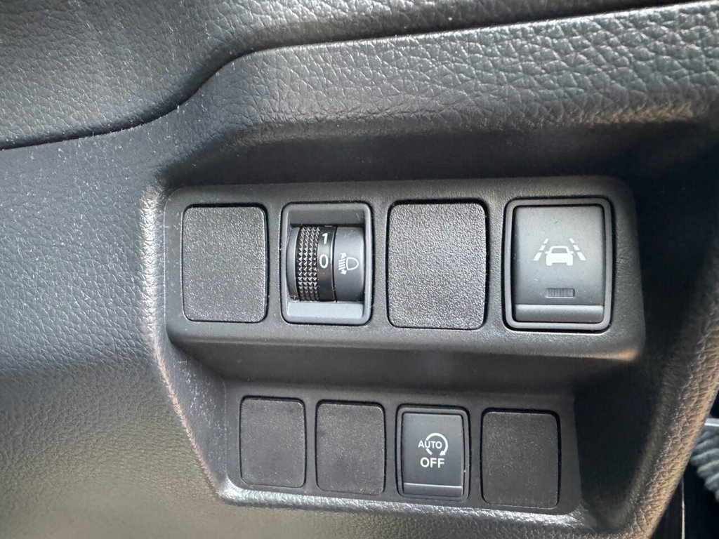 Used Nissan Qashqai 2017 for sale - 77499014: Photo 15