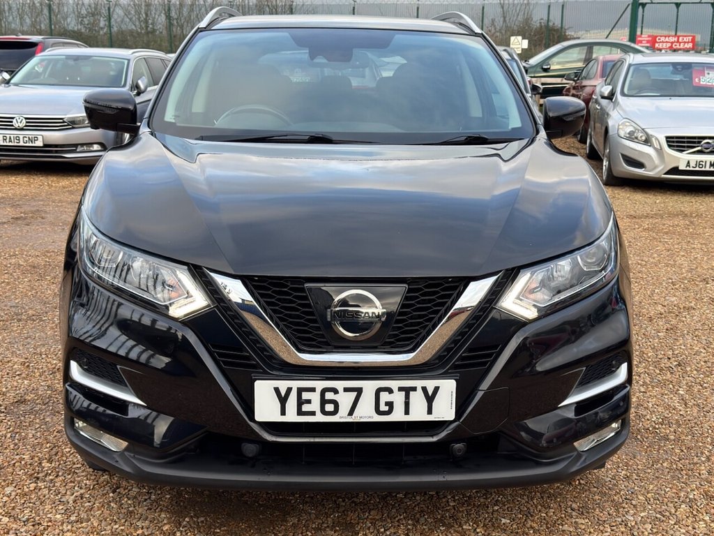 Used Nissan Qashqai 2017 for sale - 77499014: Photo 2