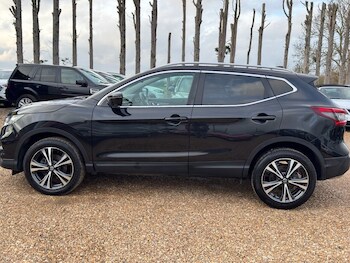 Used Nissan Qashqai 2017 for sale - 77499014: Photo