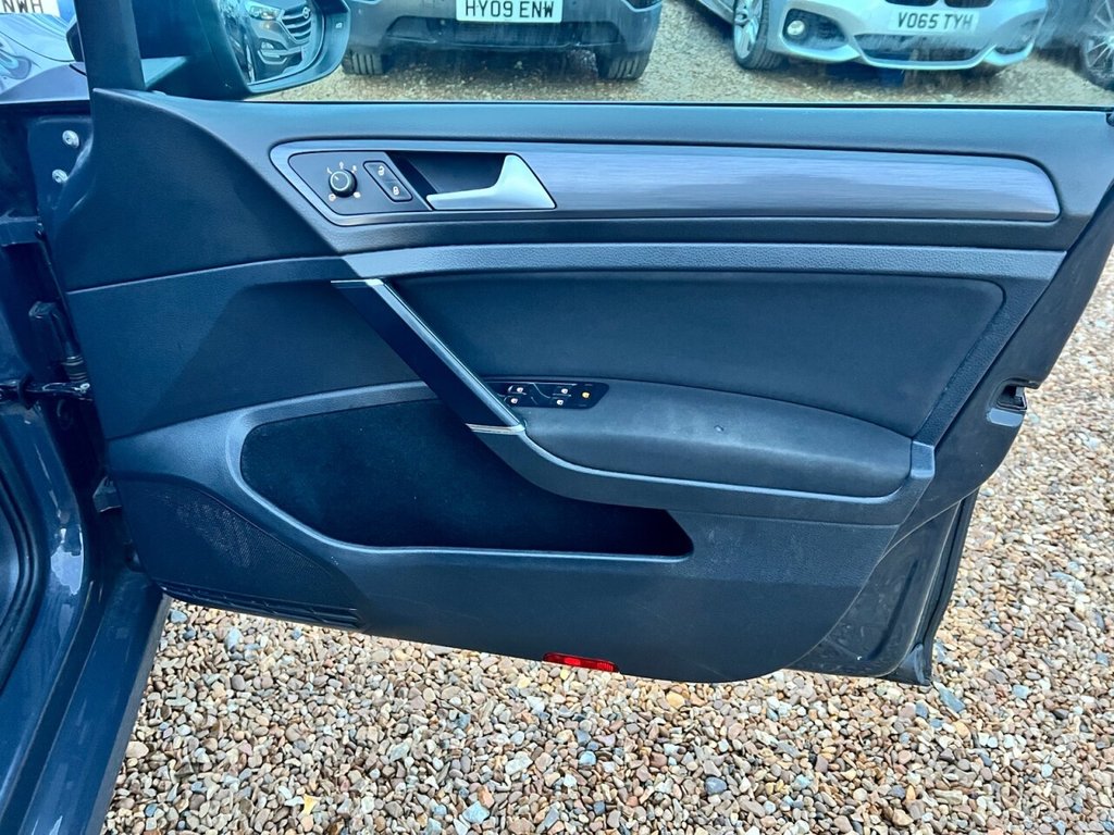 Used Volkswagen Golf 2018 for sale - 77089083: Photo 14