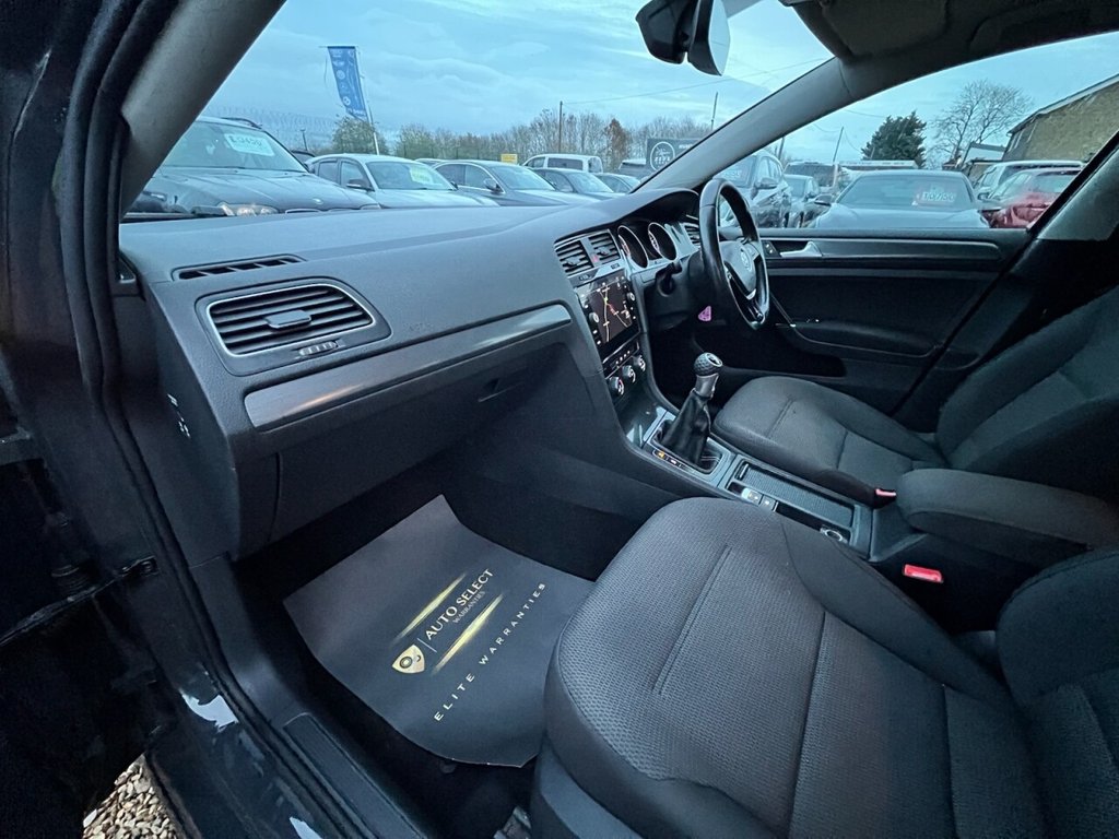 Used Volkswagen Golf 2018 for sale - 77089083: Photo 36