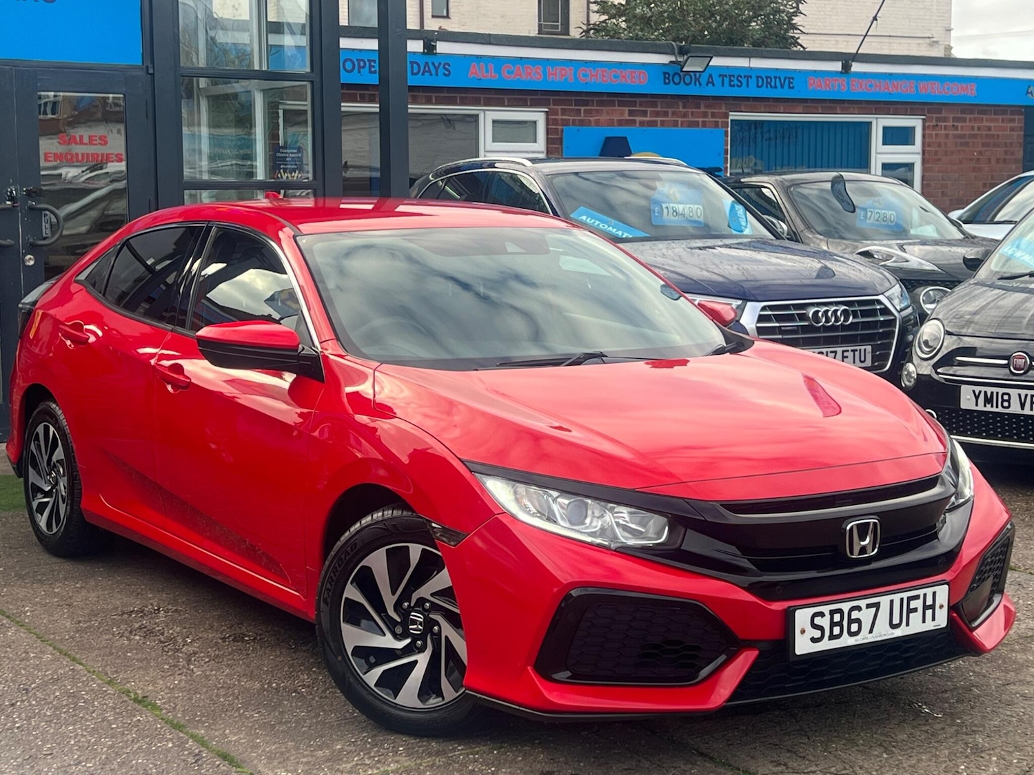 Used Honda Civic 2017 for sale - 76987714: Photo 18