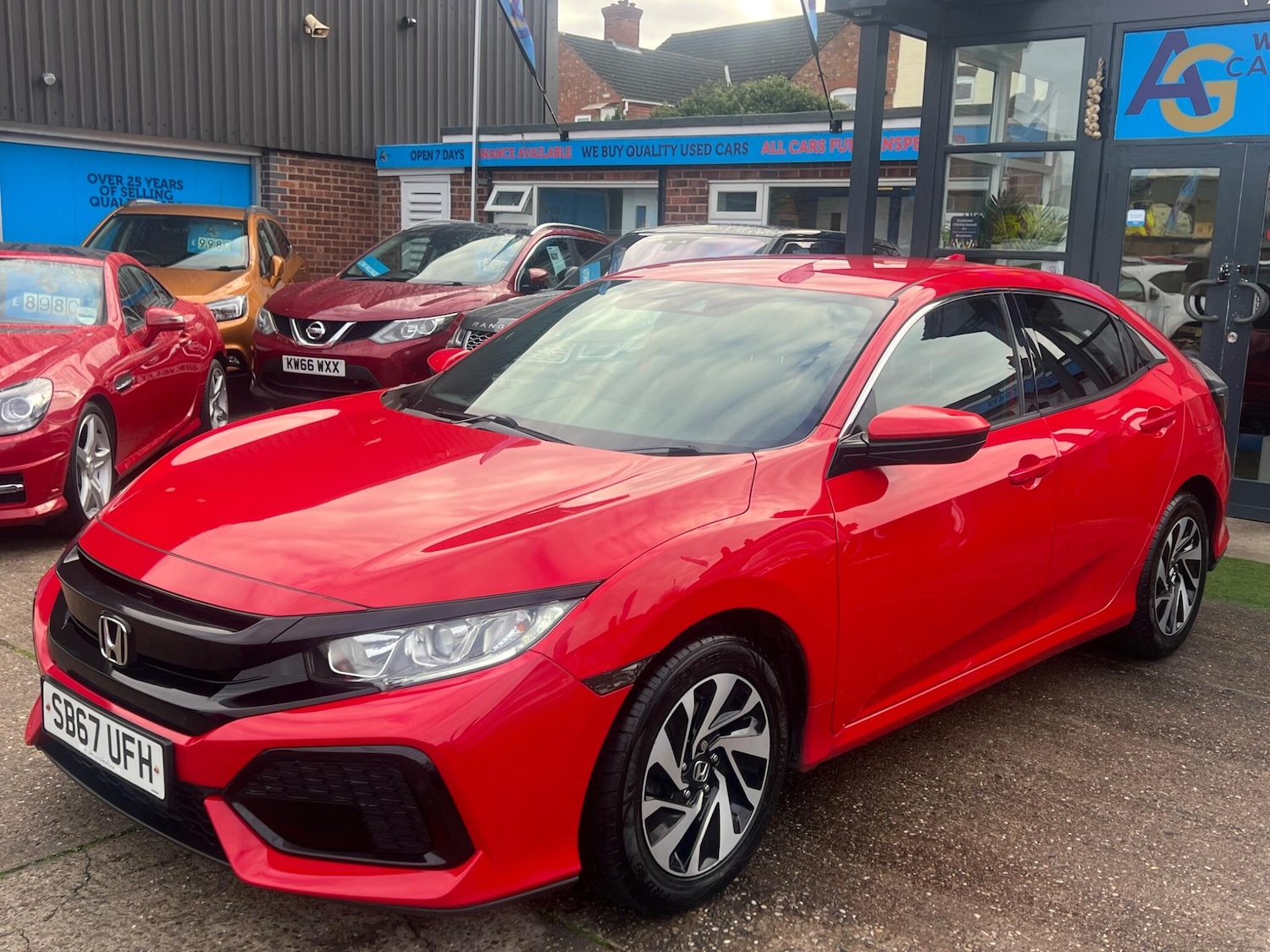 Used Honda Civic 2017 for sale - 76987714: Photo 19