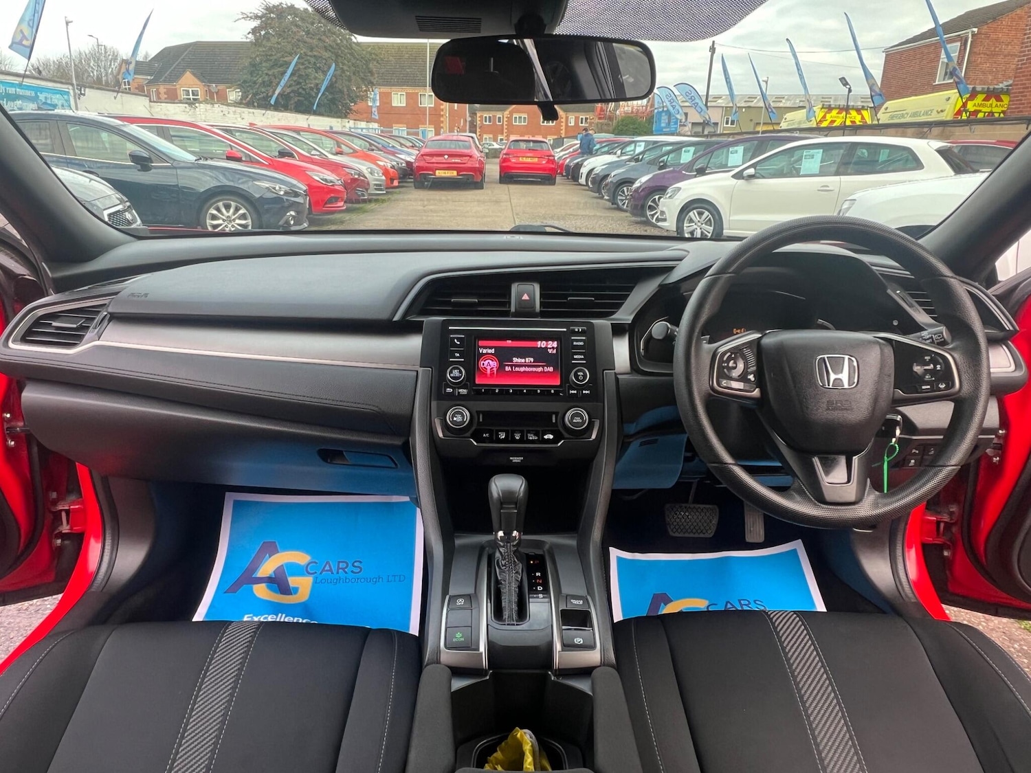 Used Honda Civic 2017 for sale - 76987714: Photo 2