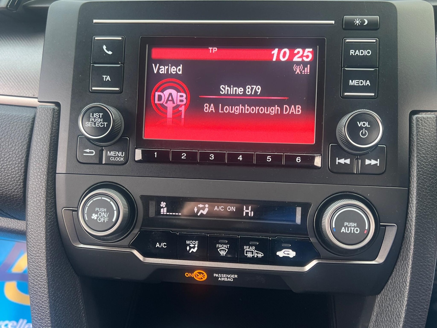 Used Honda Civic 2017 for sale - 76987714: Photo 23