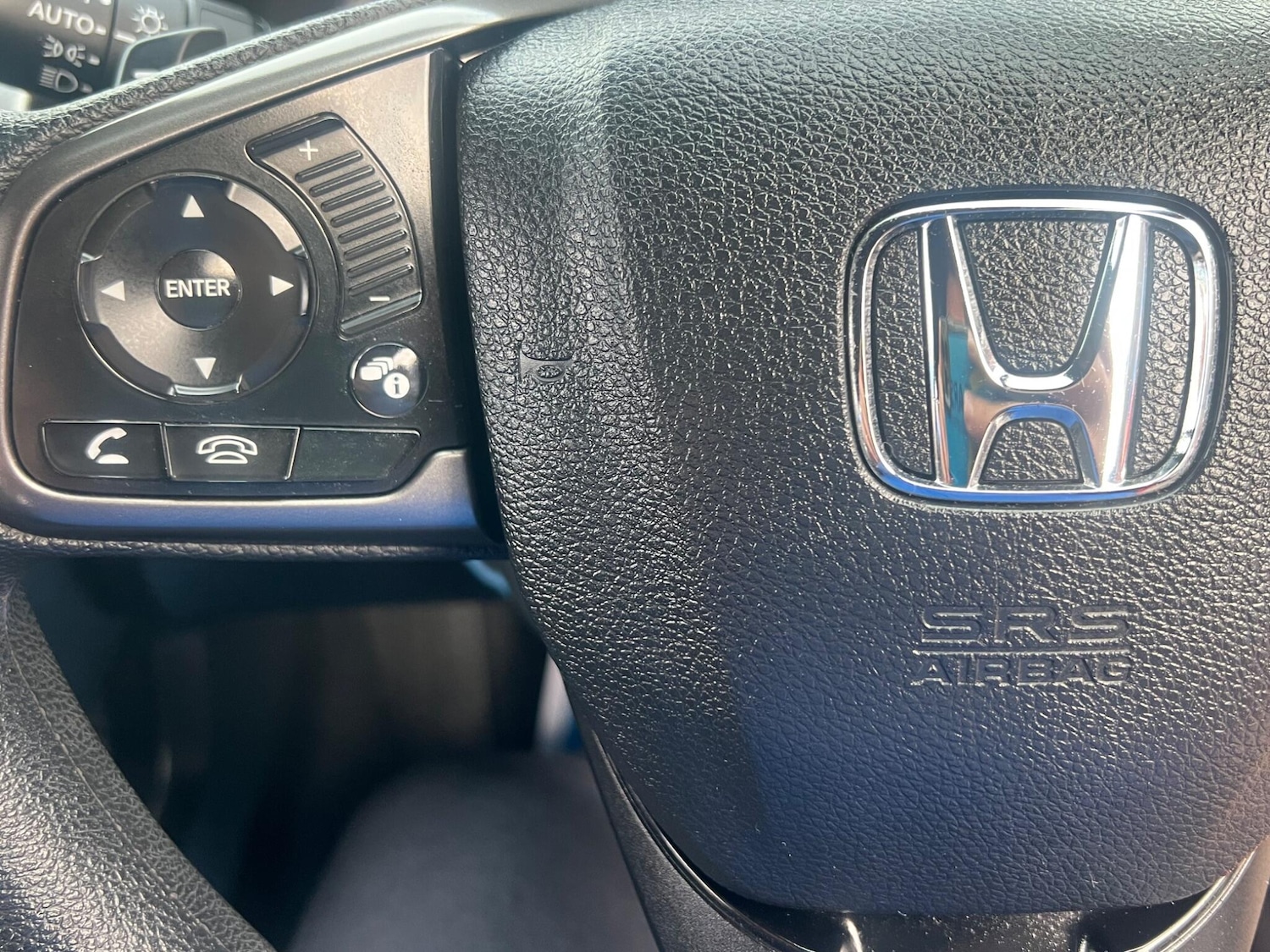 Used Honda Civic 2017 for sale - 76987714: Photo 25