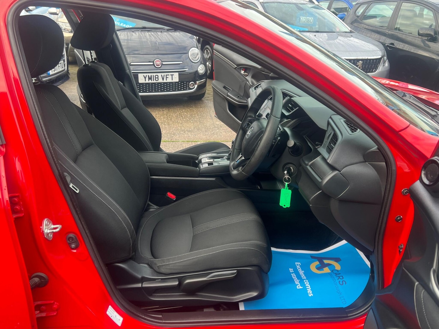 Used Honda Civic 2017 for sale - 76987714: Photo 31