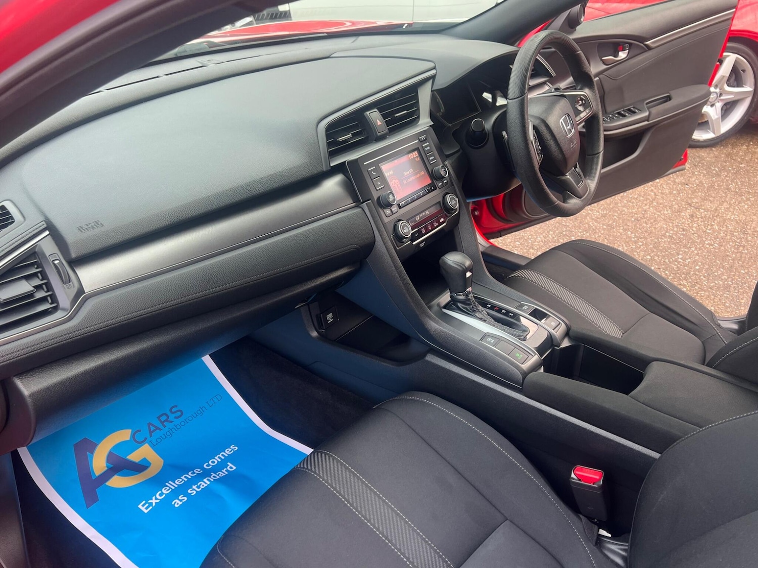 Used Honda Civic 2017 for sale - 76987714: Photo 34