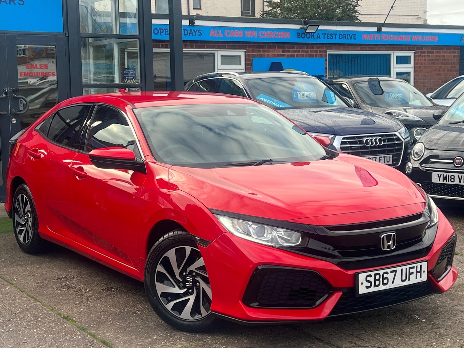 Used Honda Civic 2017 for sale - 76987714: Photo 45