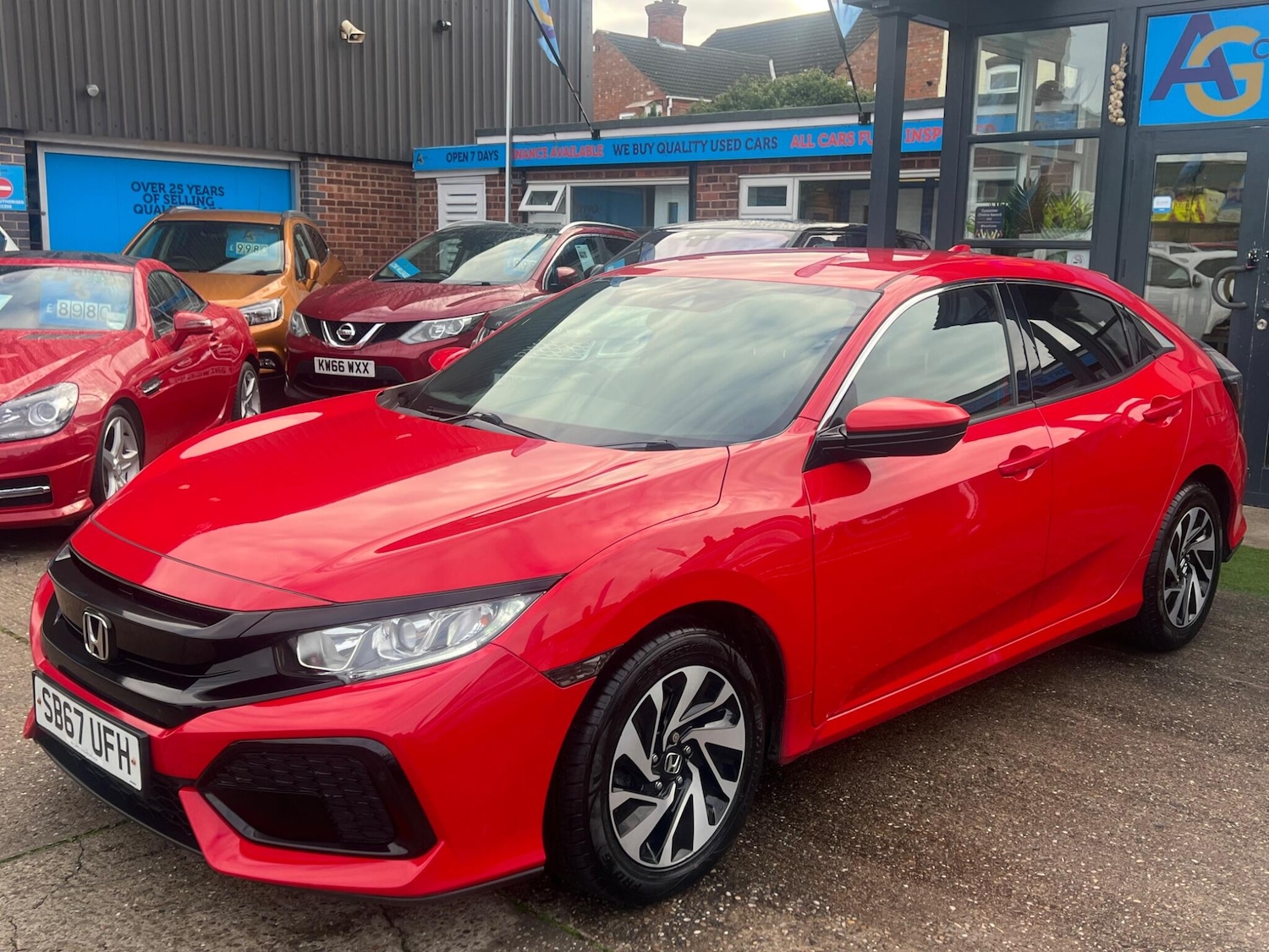 Used Honda Civic 2017 for sale - 76987714: Photo 56