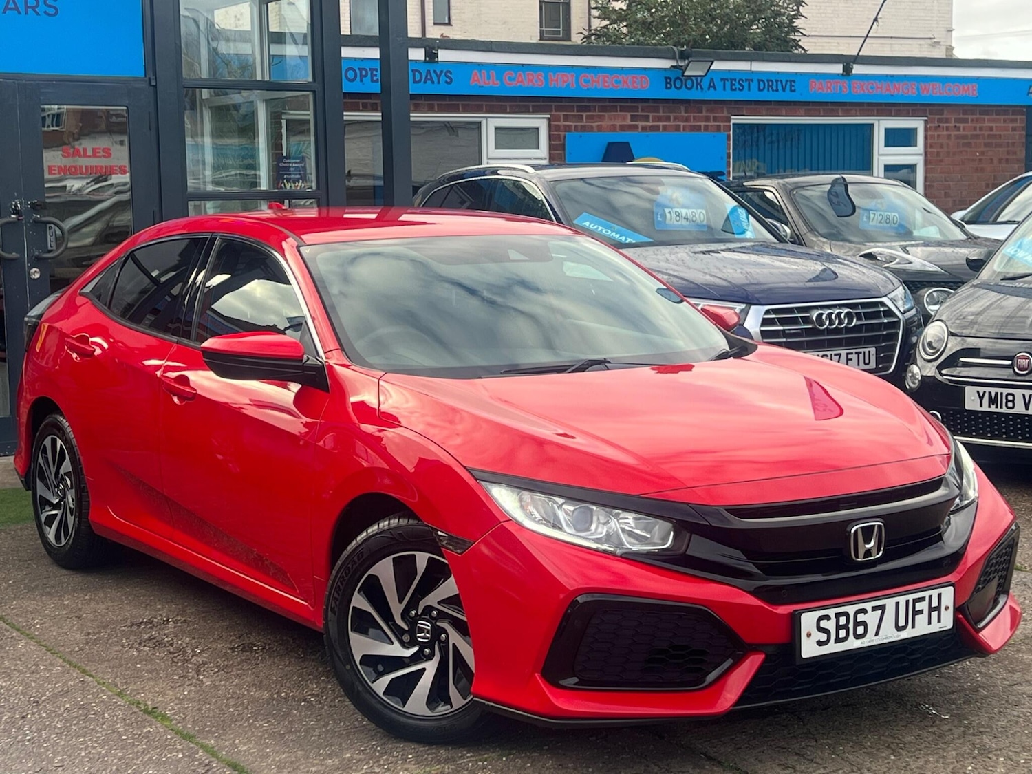 Used Honda Civic 2017 for sale - 76987714: Photo 60