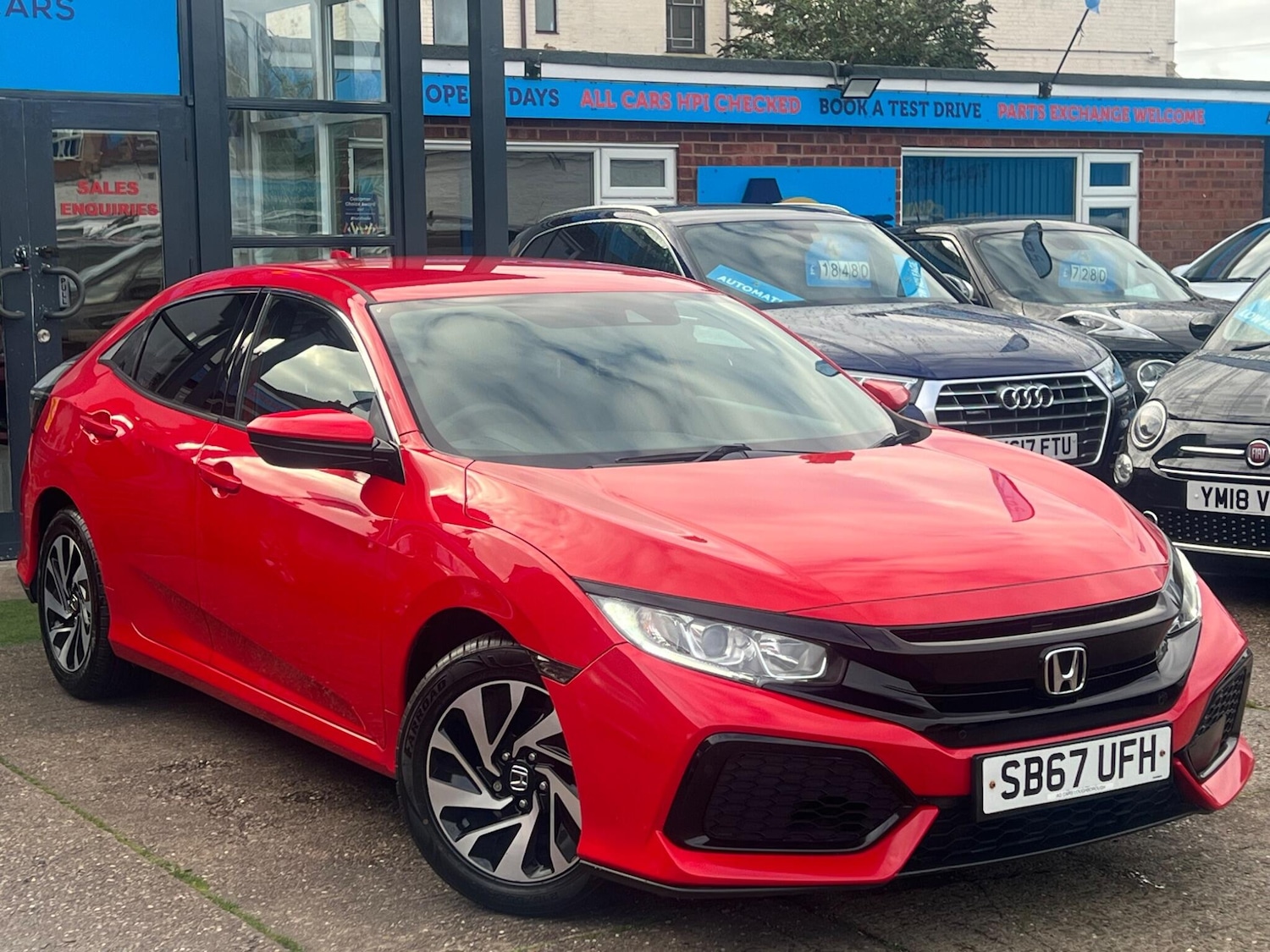 Used Honda Civic 2017 for sale - 76987714: Photo 61