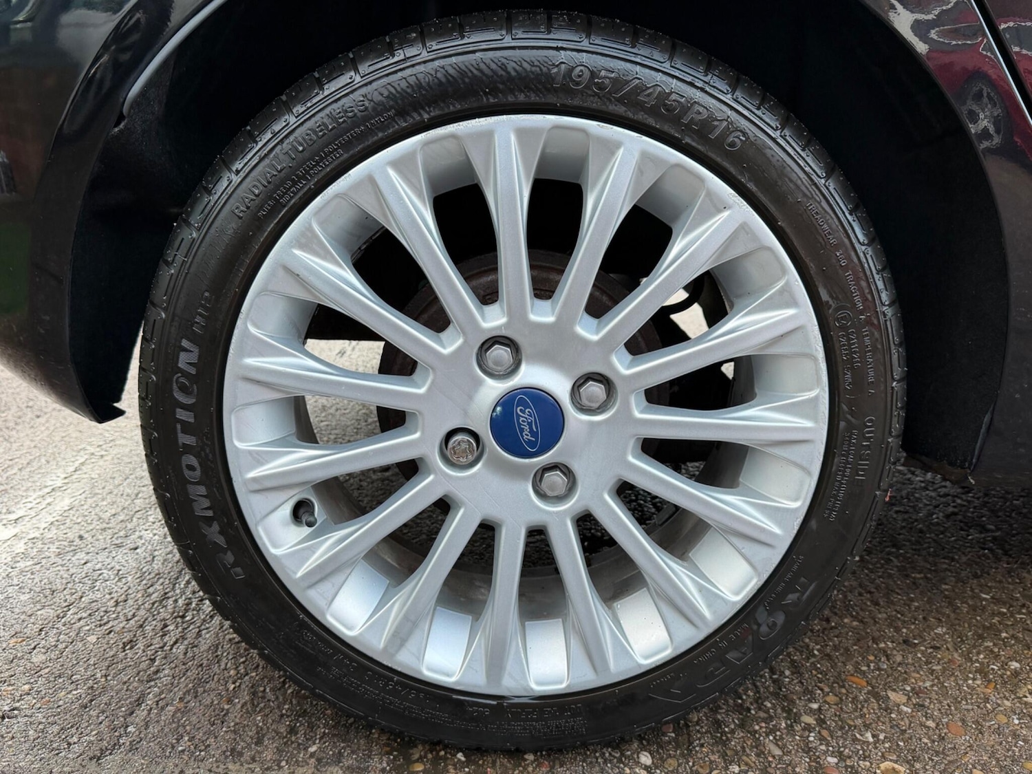 Used Ford Fiesta 2011 for sale - 77376220: Photo 19