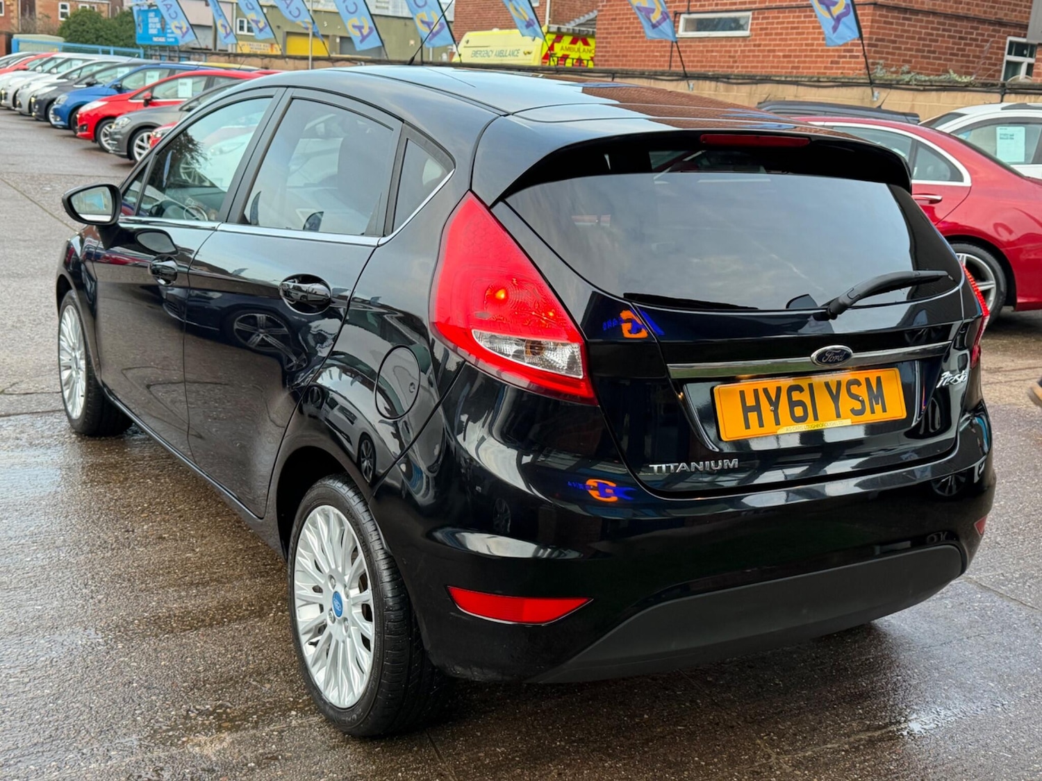 Used Ford Fiesta 2011 for sale - 77376220: Photo 28