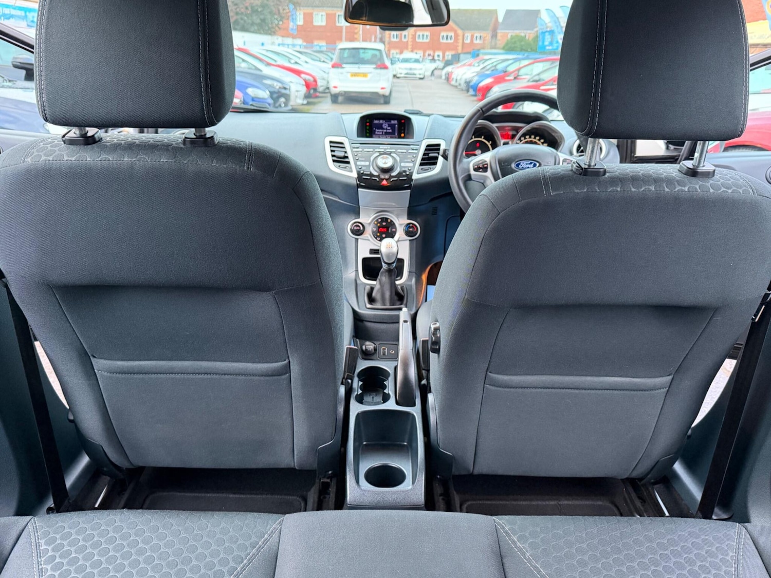 Used Ford Fiesta 2011 for sale - 77376220: Photo 41