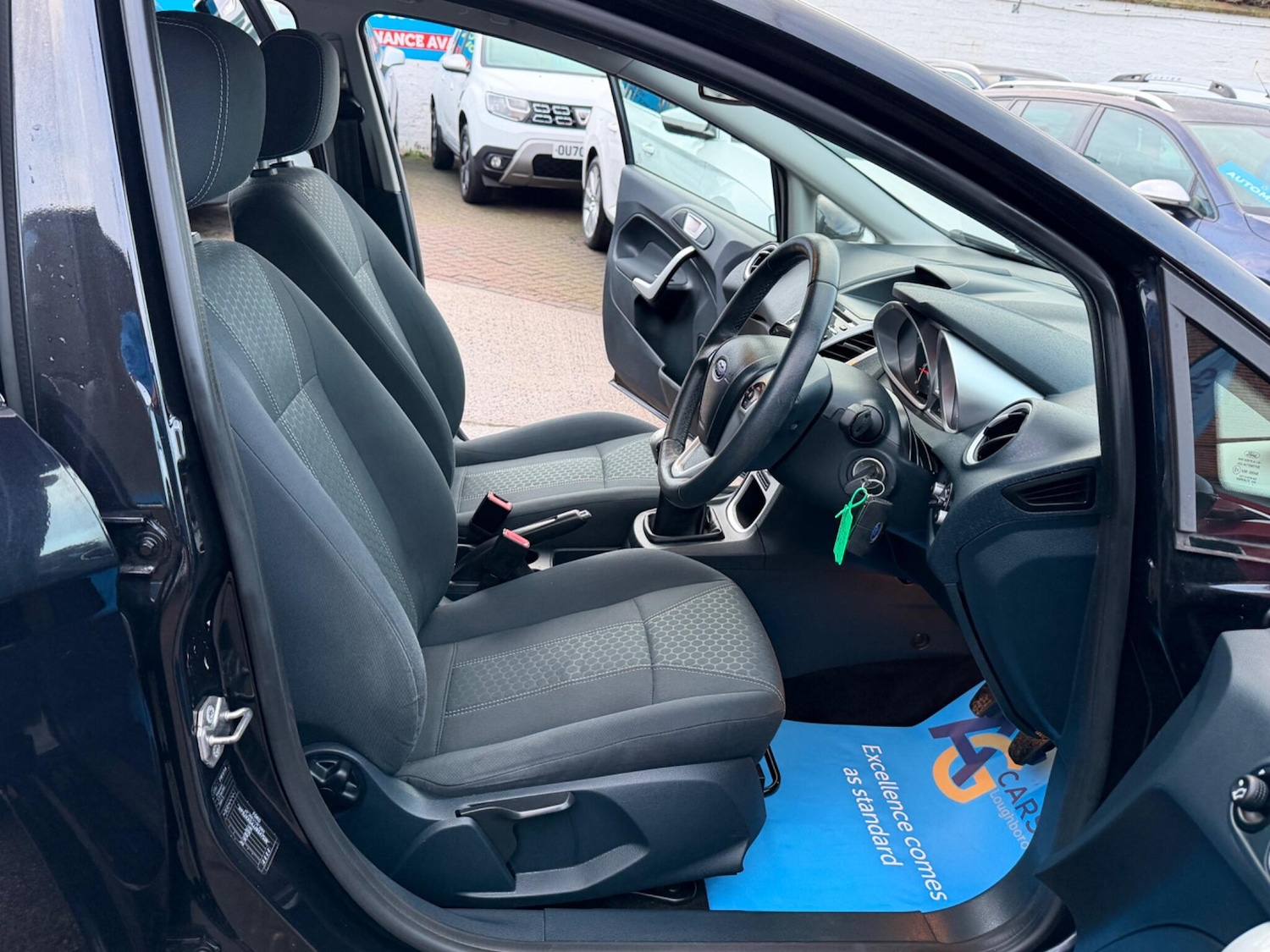 Used Ford Fiesta 2011 for sale - 77376220: Photo 46