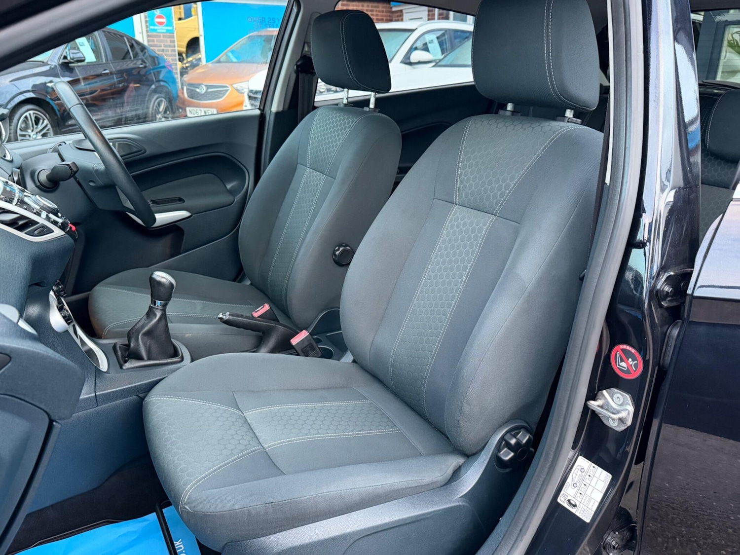 Used Ford Fiesta 2011 for sale - 77376220: Photo 50