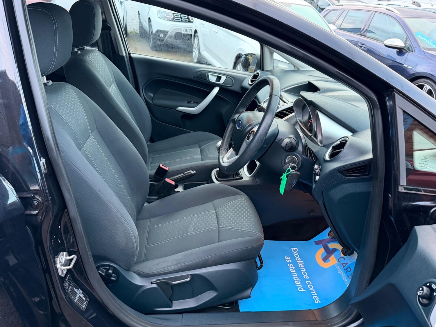 Used Ford Fiesta 2011 for sale - 77376220: Photo 52