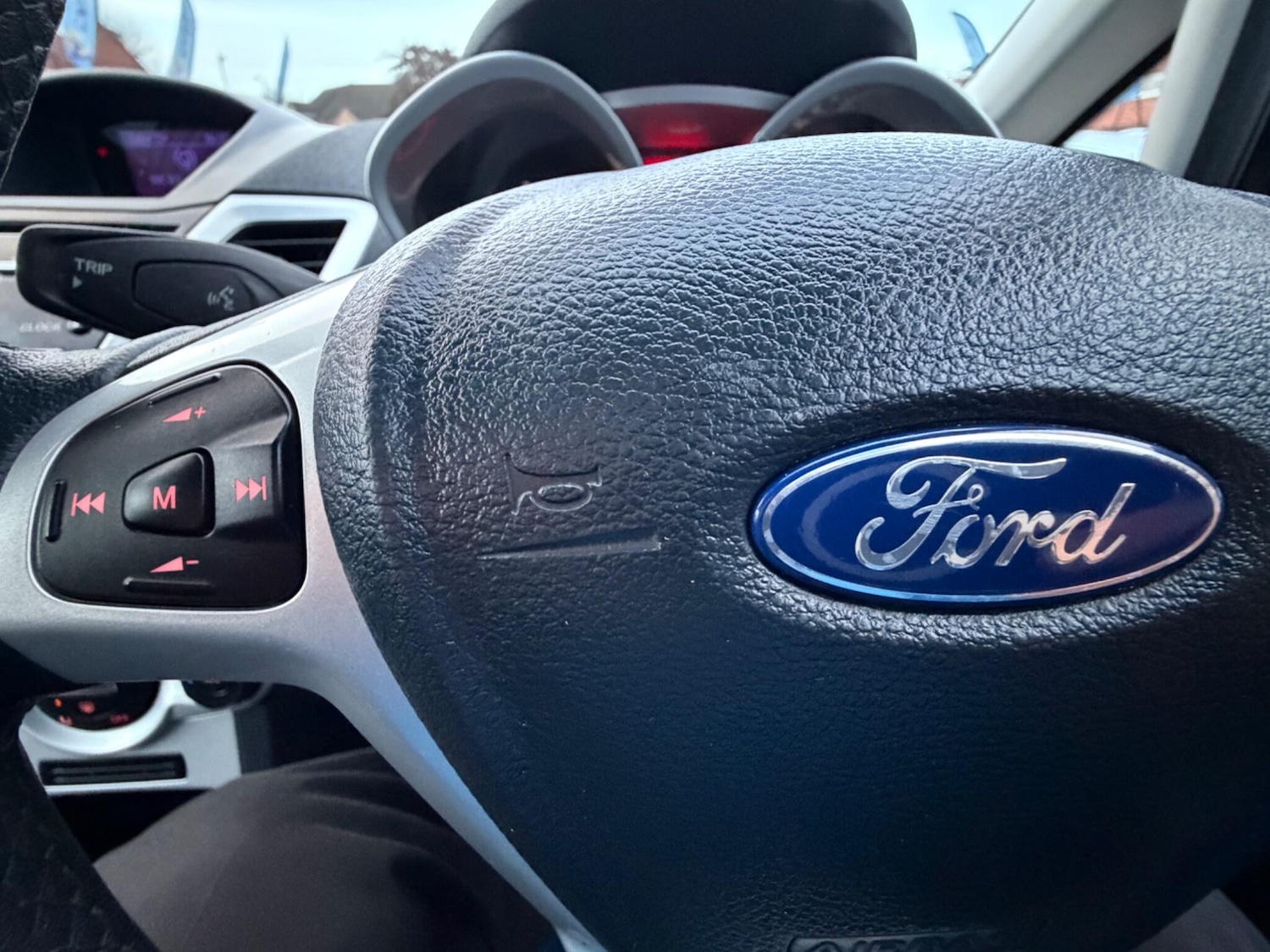 Used Ford Fiesta 2011 for sale - 77376220: Photo 61