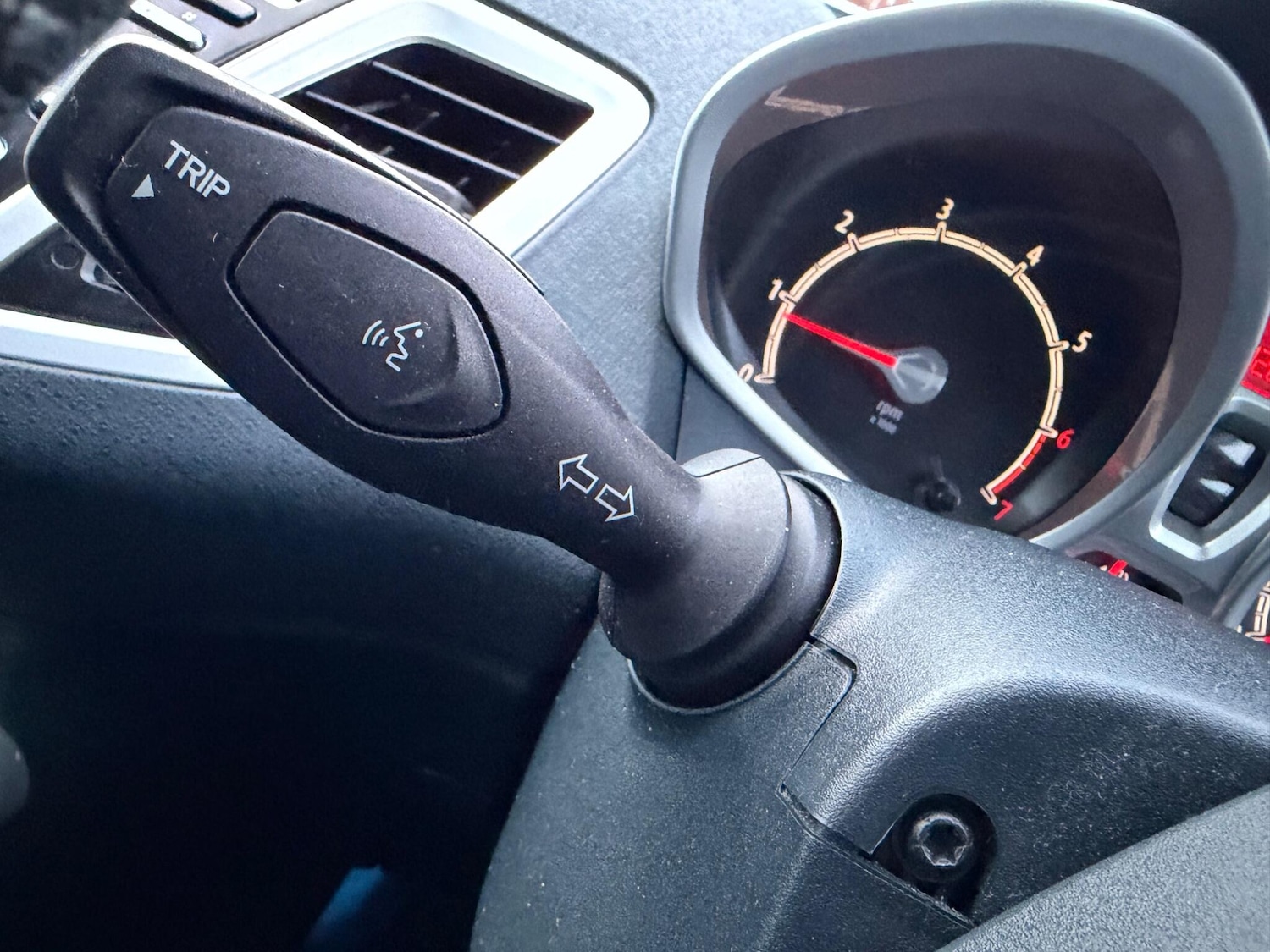 Used Ford Fiesta 2011 for sale - 77376220: Photo 63